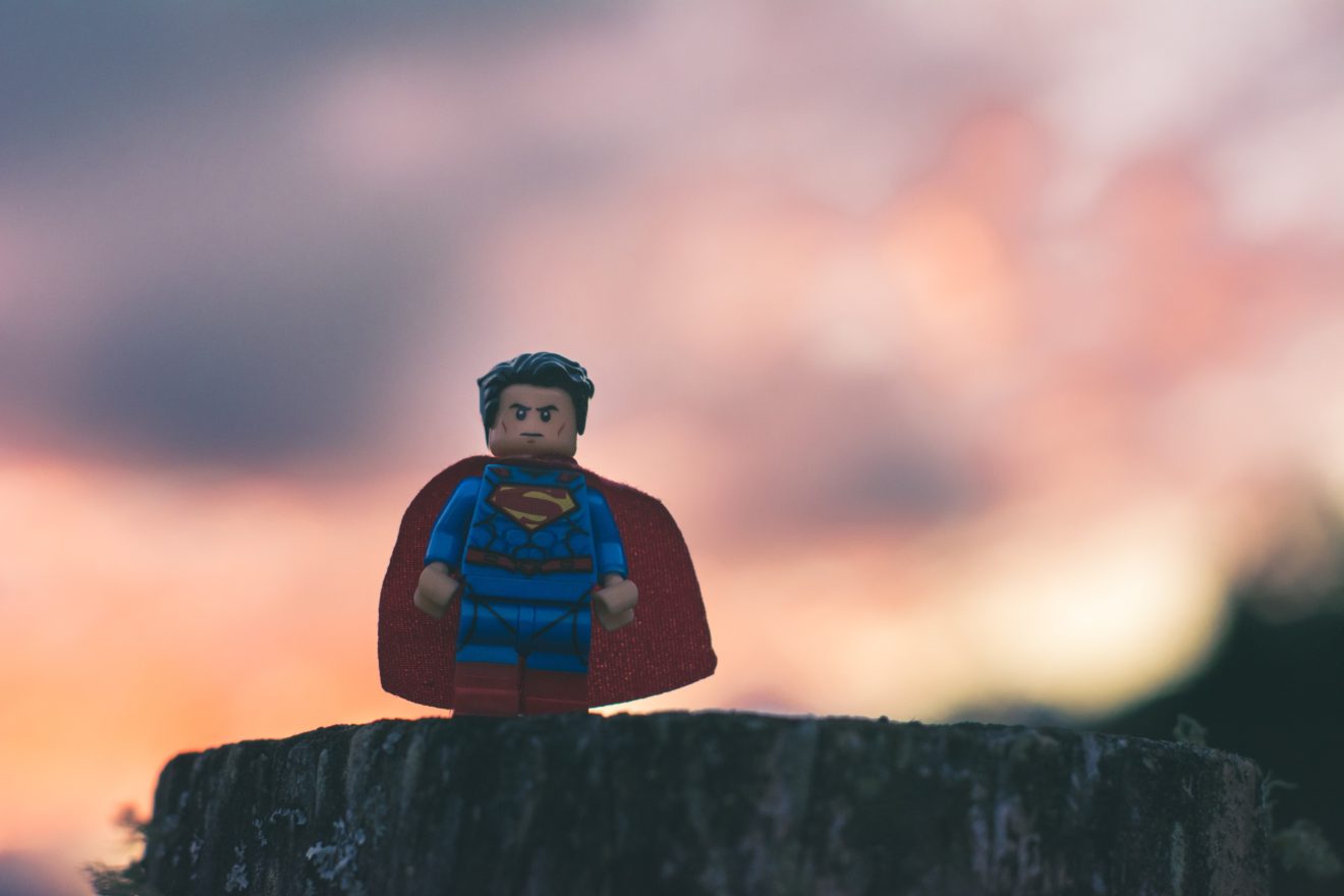 superman lego minifigure